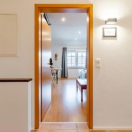 Komfortables Doppelzimmer In Kehl Goldscheuer - 1A Guesthouse Екстериор снимка
