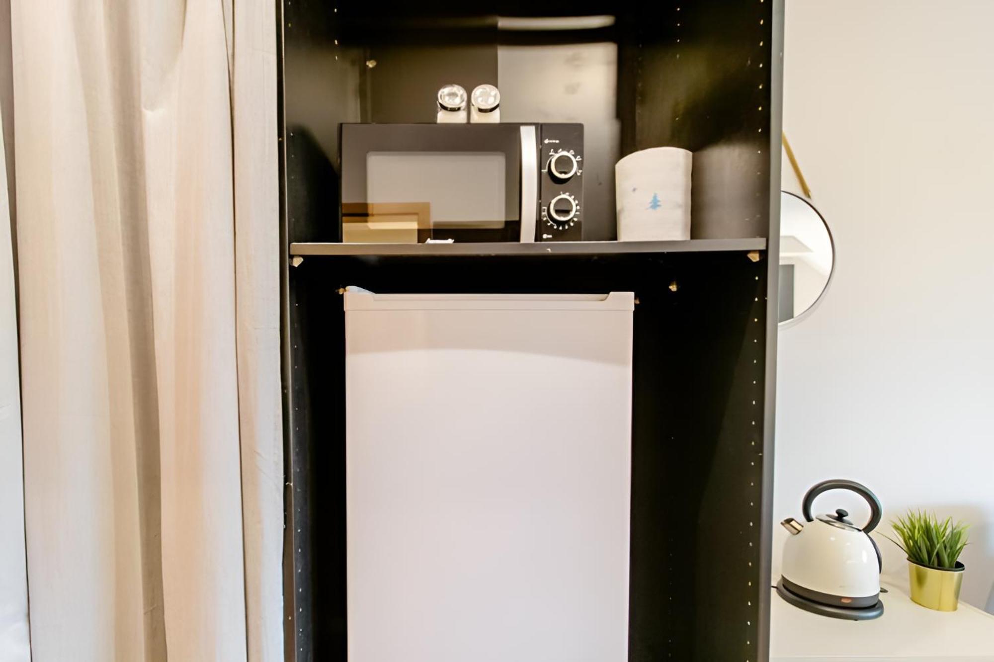 Komfortables Doppelzimmer In Kehl Goldscheuer - 1A Guesthouse Екстериор снимка